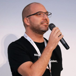 Elad Shechter